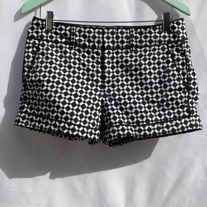 Club Monaco Black and White Printed Shorts Sz 06
